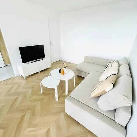 Superbe 50m² Calme Et Elegant, Proche Paris 公寓